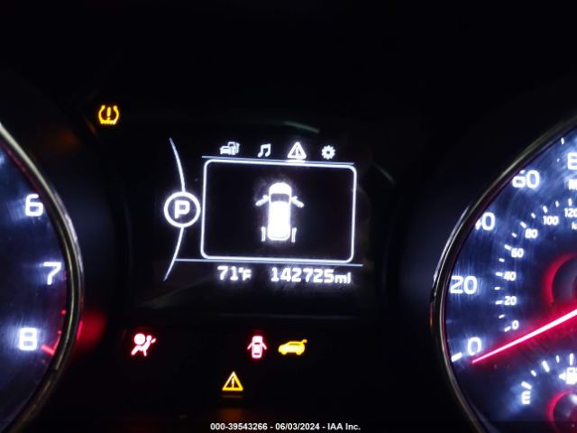 KNDMC5C11G6143895 KIA SEDONA EX