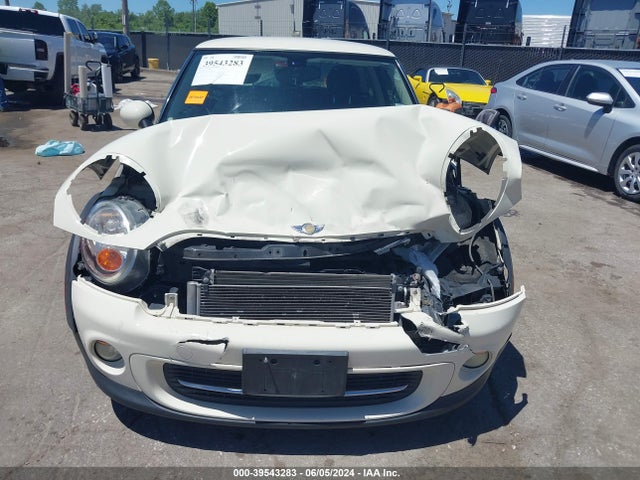 2012 MINI COOPER WMWSU3C55CT261890 Photo 5