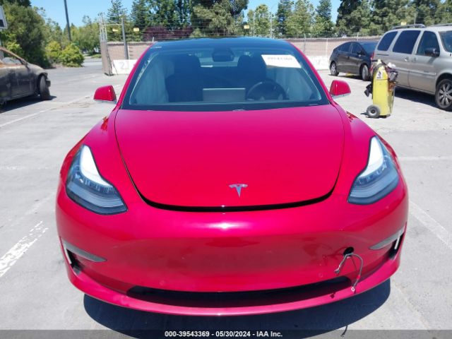 5YJ3E1EAXKF422707 Tesla MODEL 3