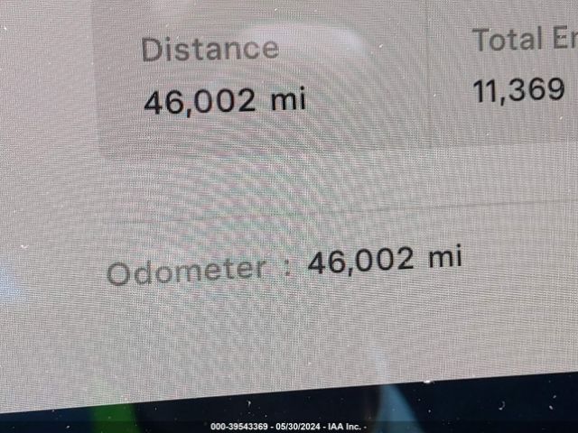 5YJ3E1EAXKF422707 Tesla MODEL 3