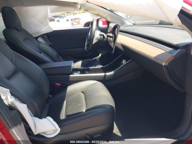 5YJ3E1EAXKF422707 Tesla MODEL 3