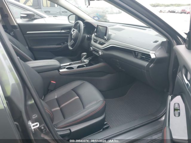 1N4BL4CV4RN373367 Nissan Altima Sr Fwd