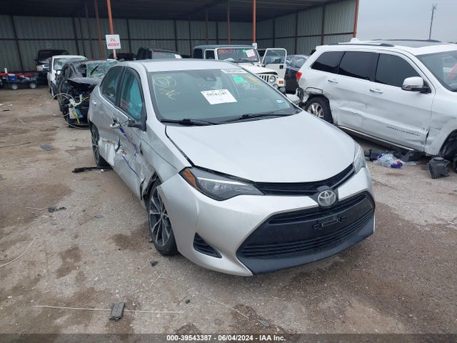 Toyota COROLLA LE 2018 5YFBURHE5JP846486 главное изображение