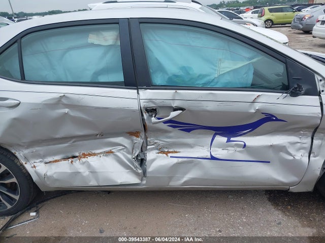 Toyota COROLLA LE 2018 5YFBURHE5JP846486 Image 13