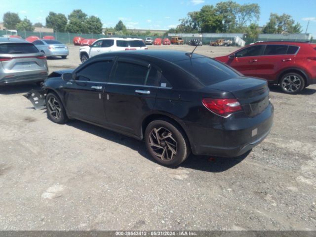1C3CCBAB5EN211595 Chrysler 200 LX