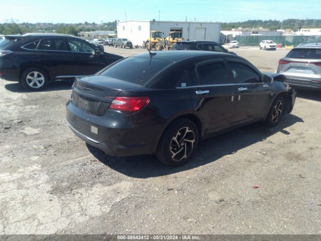1C3CCBAB5EN211595 Chrysler 200 LX