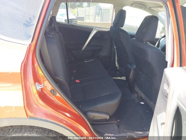 Toyota RAV4 LE 2015 2T3BFREV3FW307473 Image 8