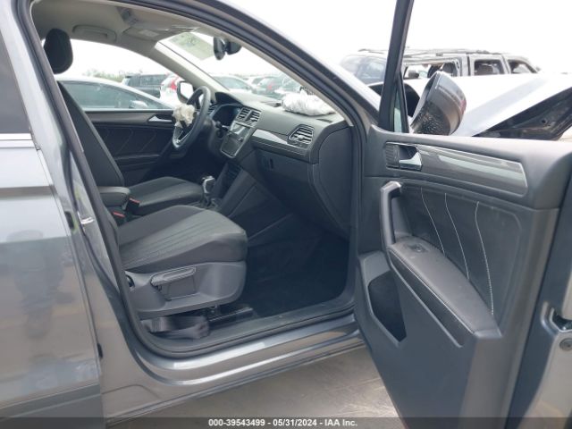 3VV3B7AX1RM068413 Volkswagen Tiguan 2.0t Se