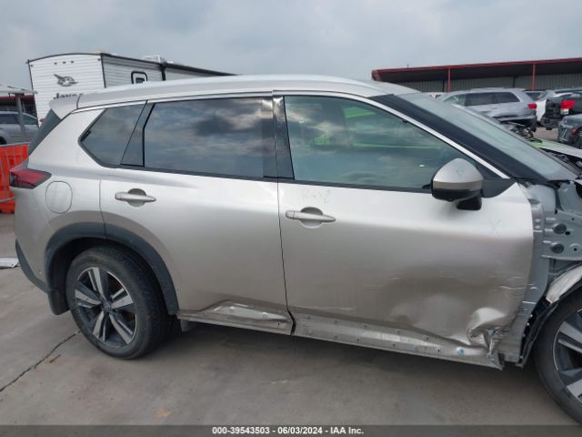 JN8BT3DCXPW101774 Nissan Rogue Platinum Fwd