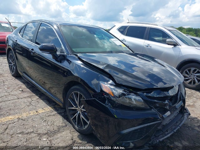Toyota CAMRY SE 2022 4T1G11AKXNU653562 main image