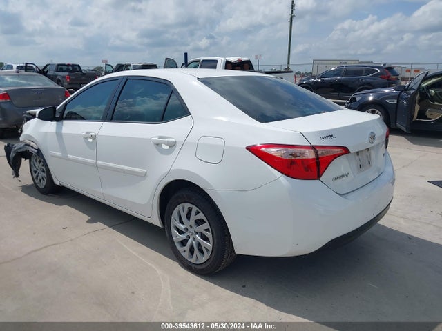 Toyota COROLLA LE 2017 5YFBURHE3HP632932 Image 3
