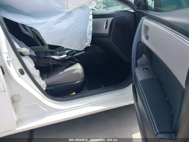 Toyota COROLLA LE 2017 5YFBURHE3HP632932 Image 5