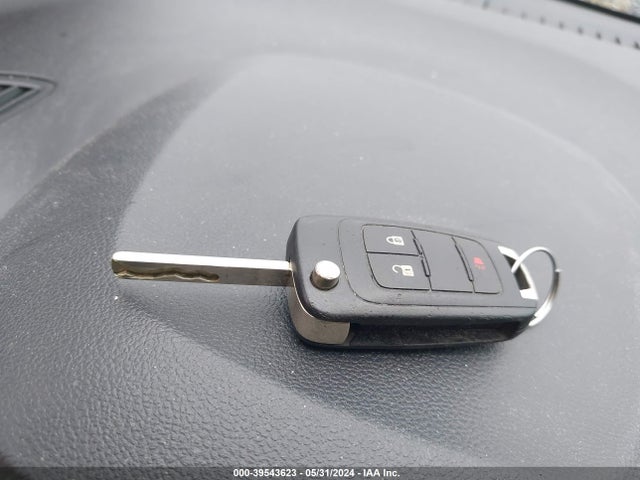 Chevrolet TRAX LS 2018 KL7CJKSB1JB608309 Image 11