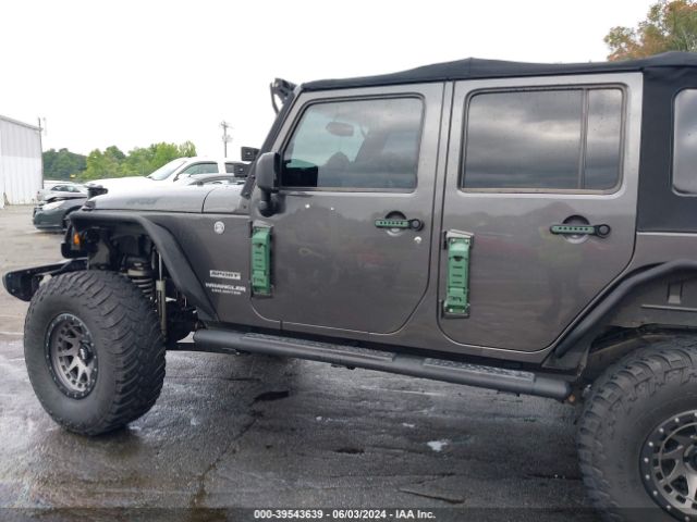 1C4BJWDG9HL535726 Jeep Wrangler Unlimited Sport 4x4