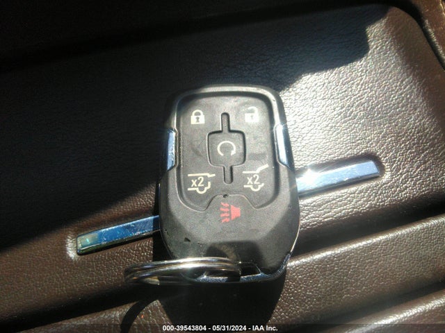 Chevrolet Suburban Premier 2017 1GNSKJKC6HR403155 Image 11