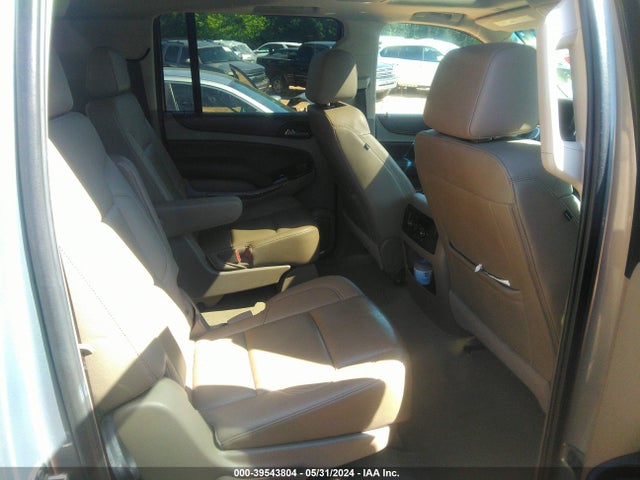 Chevrolet Suburban Premier 2017 1GNSKJKC6HR403155 Image 8