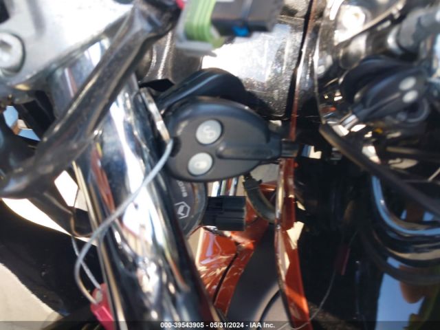 2015 HARLEY-DAVIDSON FLTRUSE 1HD1TAN10FB960529 Photo 10