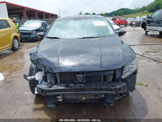 1VWAT7A35HC074972 Volkswagen Passat 1.8t S
