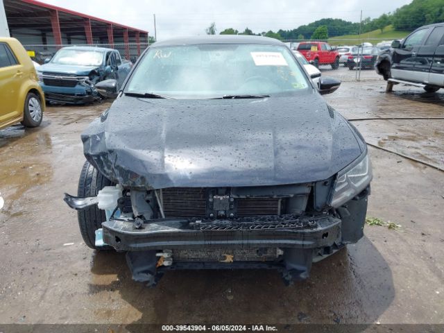 1VWAT7A35HC074972 Volkswagen Passat 1.8t S