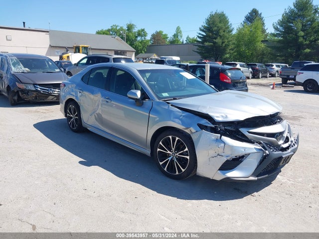 Toyota CAMRY SE 2018 JTNB11HK9J3012077 головне зображення
