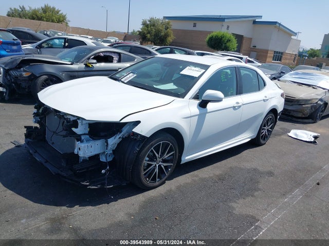 Toyota CAMRY SE 2024 4T1G11AK7RU246644 Image 2