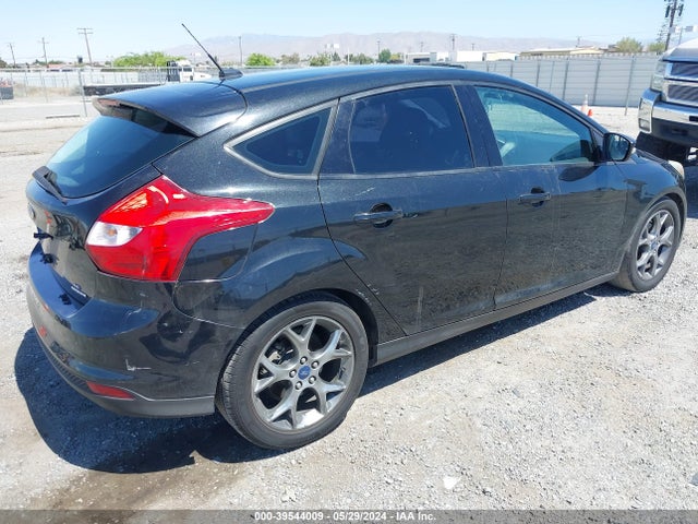 Ford FOCUS SE 2014 1FADP3K27EL210622 Image 4