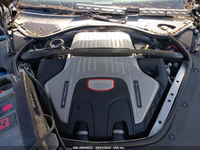 WP0AF2A73JL140599 Porsche Panamera Turbo