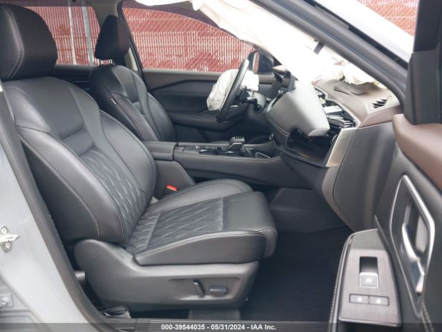 JN8AT3DC1MW100228 Nissan Rogue Platinum Fwd