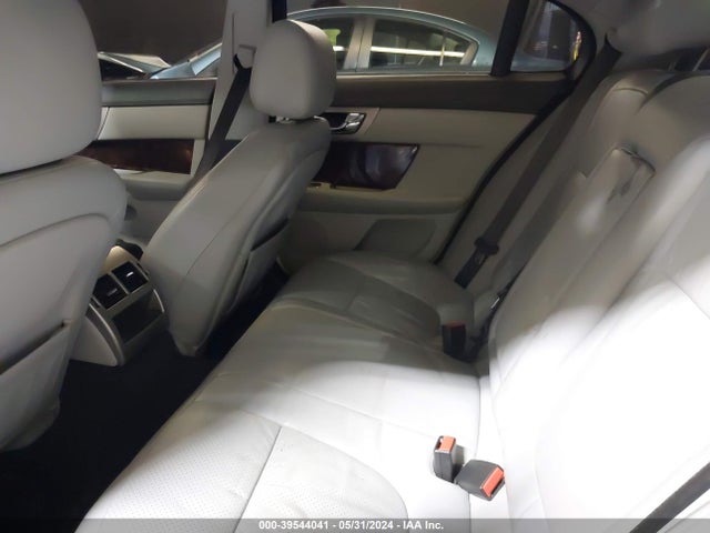 2009 JAGUAR XF SAJWA06B99HR39535 Photo 7
