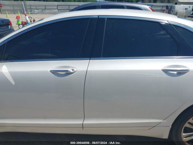 3LN6L2J94FR607985 Lincoln MKZ