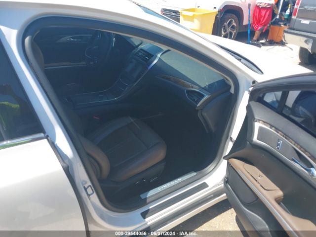 3LN6L2J94FR607985 Lincoln MKZ