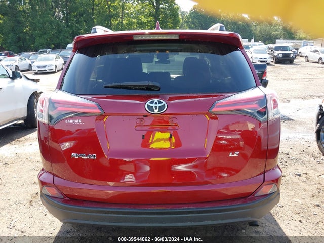 Toyota RAV4 LE 2018 2T3ZFREV2JW468758 Image 16