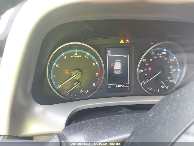 Toyota RAV4 LE 2018 2T3ZFREV2JW468758 Image 7