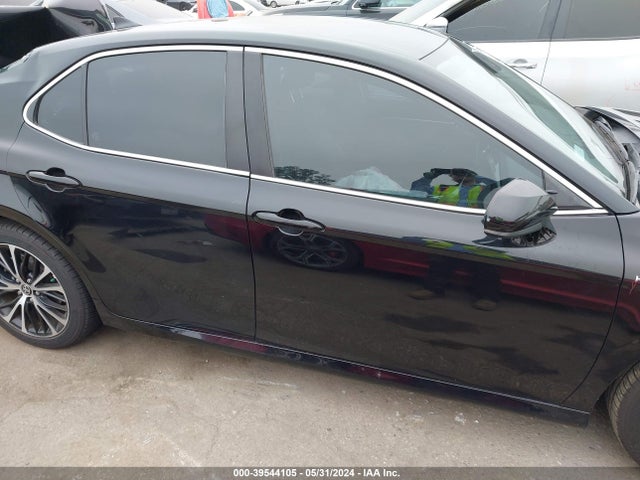 Toyota Camry Le Hybrid 2021 4T1C31AK2MU547100 Image 13