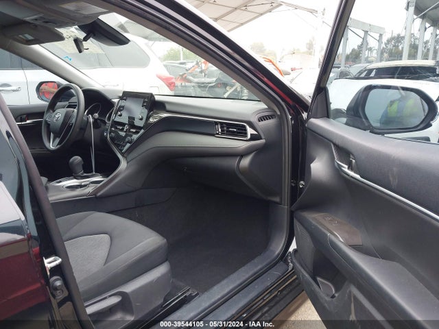 Toyota Camry Le Hybrid 2021 4T1C31AK2MU547100 Image 5