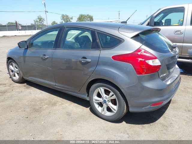 Ford FOCUS SE 2014 1FADP3K27EL163608 Image 3