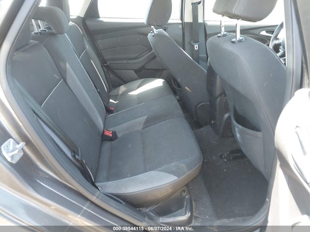 Ford FOCUS SE 2014 1FADP3K27EL163608 Image 8
