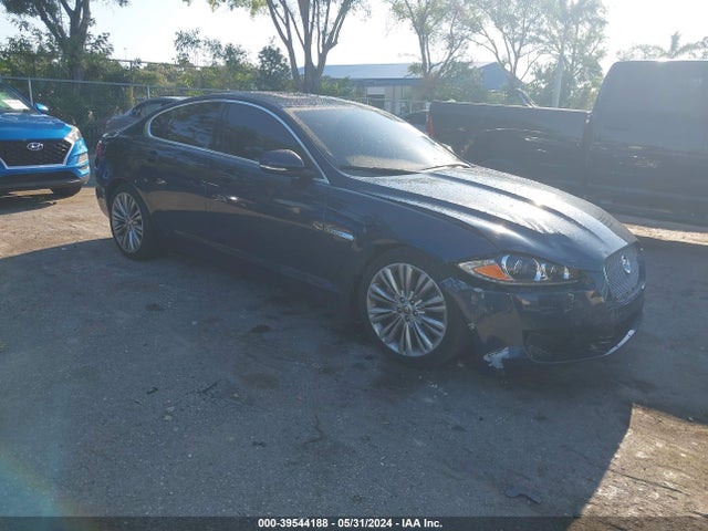 2012 JAGUAR XF SAJWA0HB5CLS39741 Photo 0
