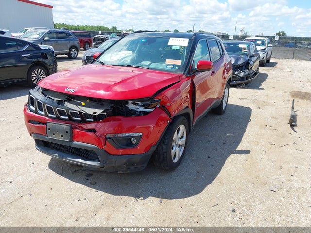 3C4NJCBB7JT271578 Jeep Compass Latitude Fwd
