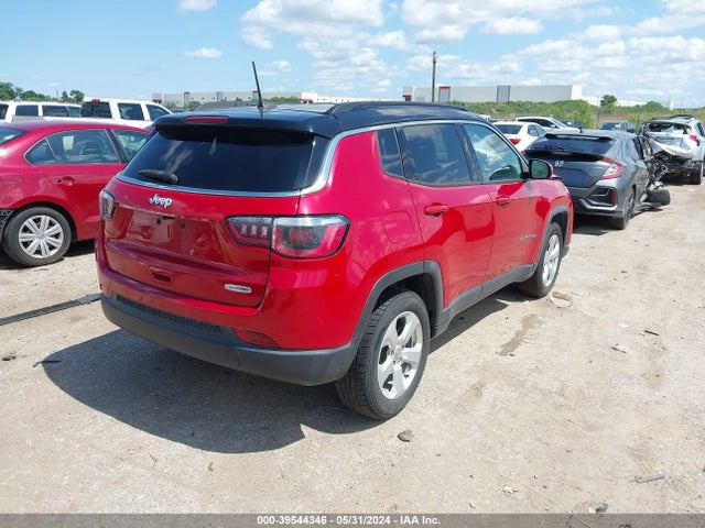 3C4NJCBB7JT271578 Jeep Compass Latitude Fwd
