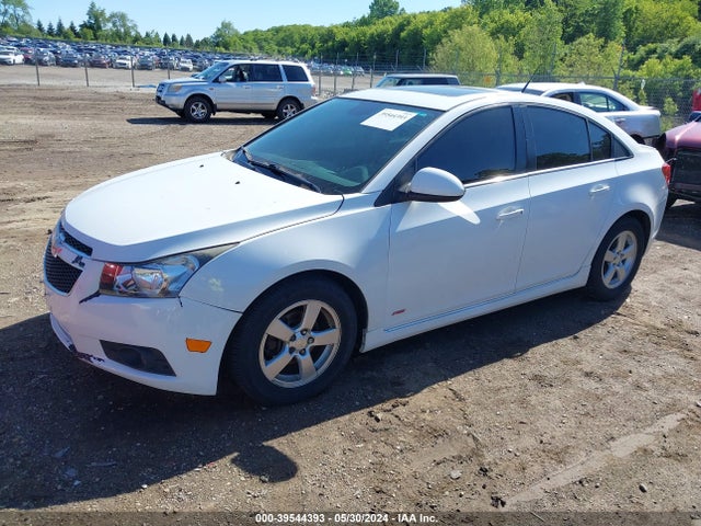 Chevrolet Cruze 1lt Auto 2014 1G1PC5SB7E7403482 Image 2
