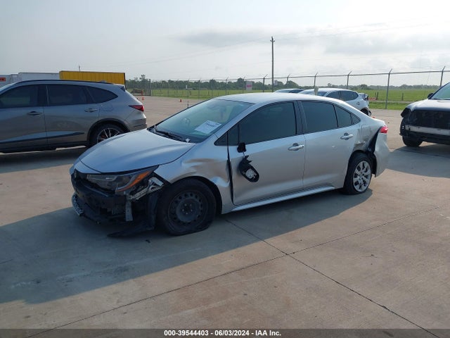 Toyota COROLLA LE 2022 JTDEPMAE8N3017198 Image 2