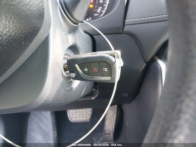 Toyota RAV4 LE 2020 2T3H1RFV2LW087245 Image 11
