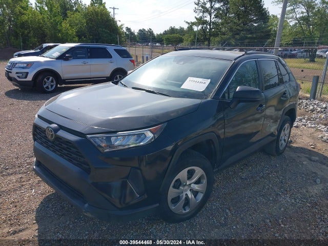 Toyota RAV4 LE 2020 2T3H1RFV2LW087245 Image 2