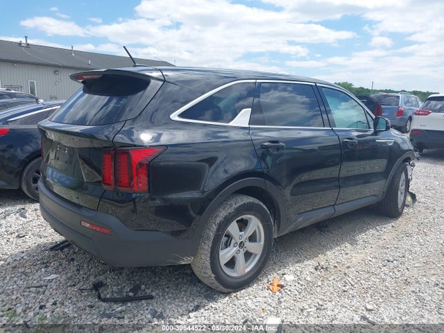 KIA SORENTO LX 2023 5XYRG4LC5PG215815 Image 4