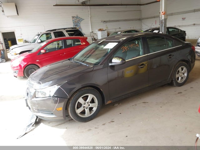 Chevrolet Cruze 1lt Auto 2014 1G1PC5SB7E7484189 Image 2