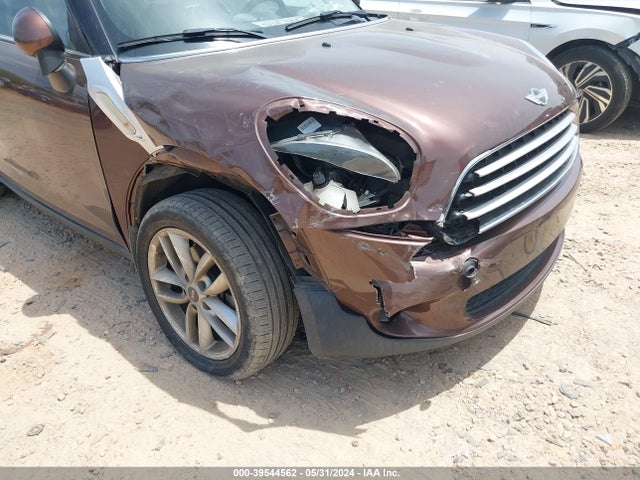2014 MINI COUNTRYMAN WMWZB3C52EWR38402 Photo 5