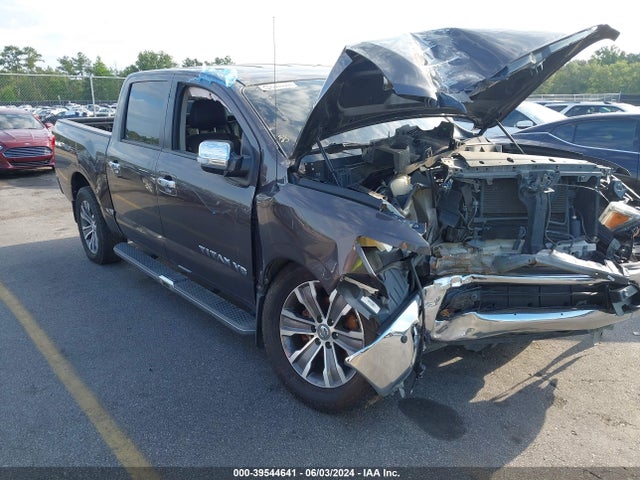 2018 1N6AA1E54JN503432 main image