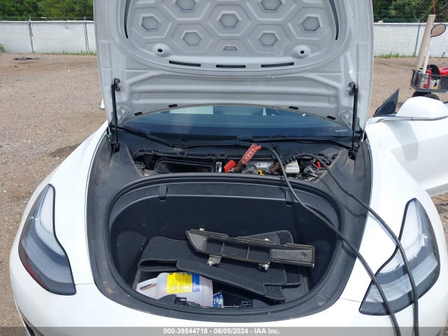 5YJ3E1EB7KF487474 Tesla Model 3 Long Range/performance