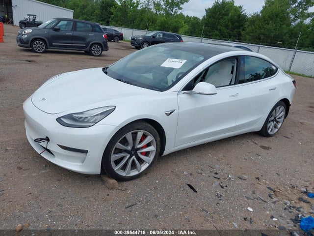 5YJ3E1EB7KF487474 Tesla Model 3 Long Range/performance